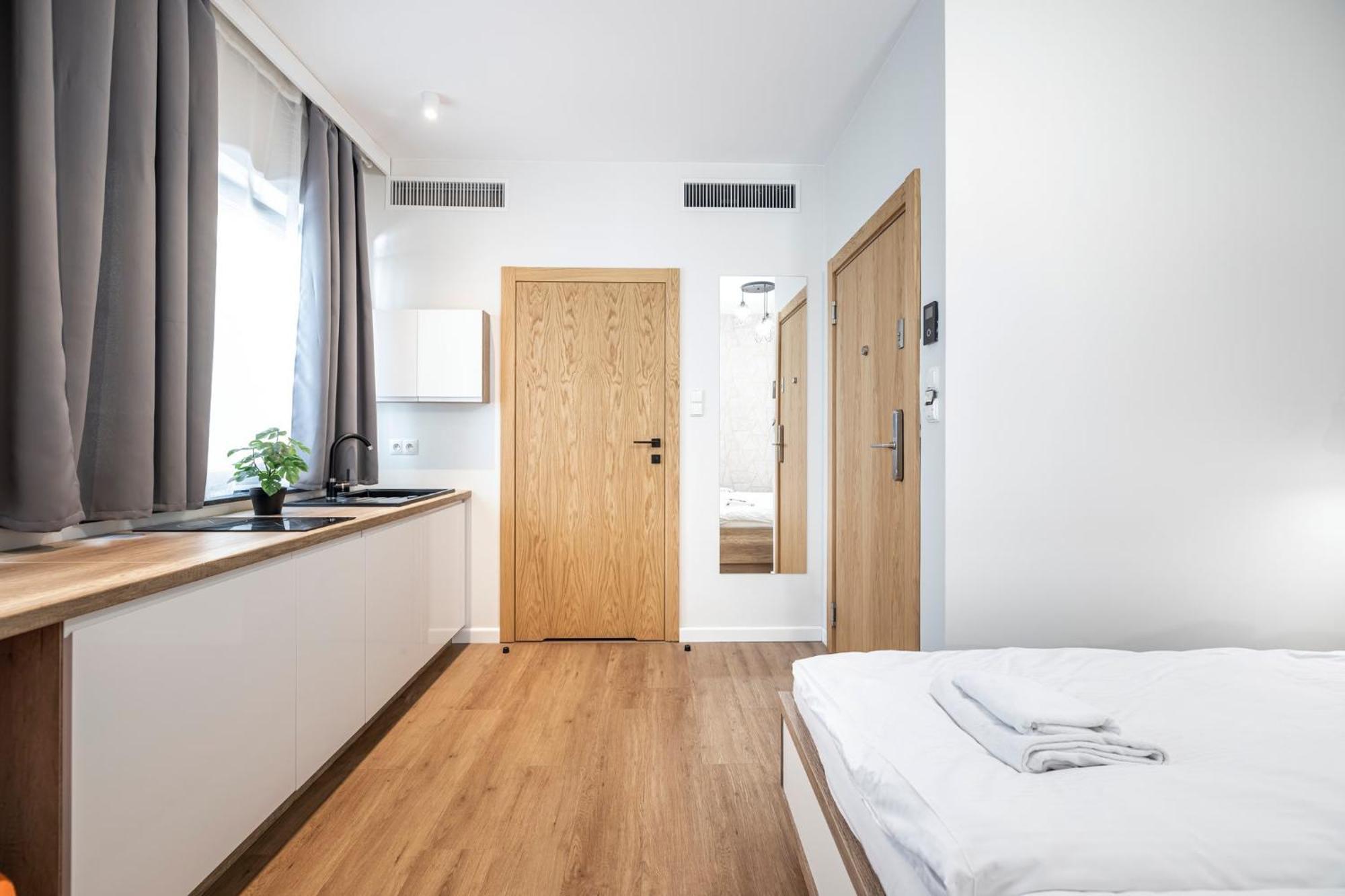 Rent Like Home - Apartamenty W Deo Plaza Гданьск Экстерьер фото